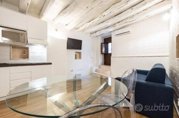 Abbalughente Central Rooms Кальяри Экстерьер фото